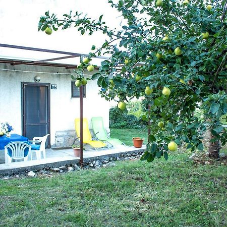 Apartman Dina Risika Kültér fotó